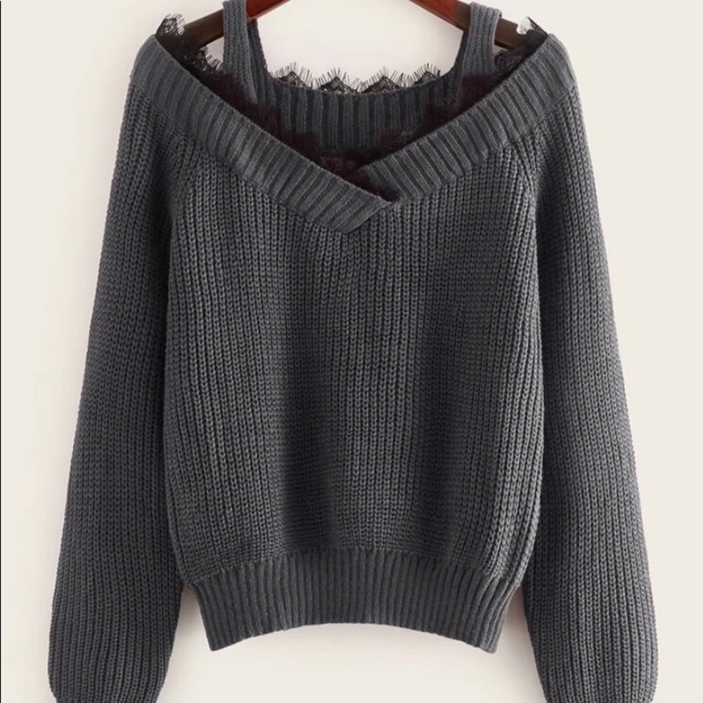 Cold shoulder contrast lace sweater SHEIN